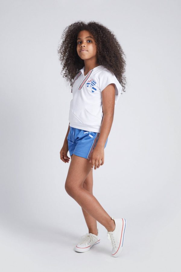 Sleeveless Girls' T-Shirt with a Hood and Ties